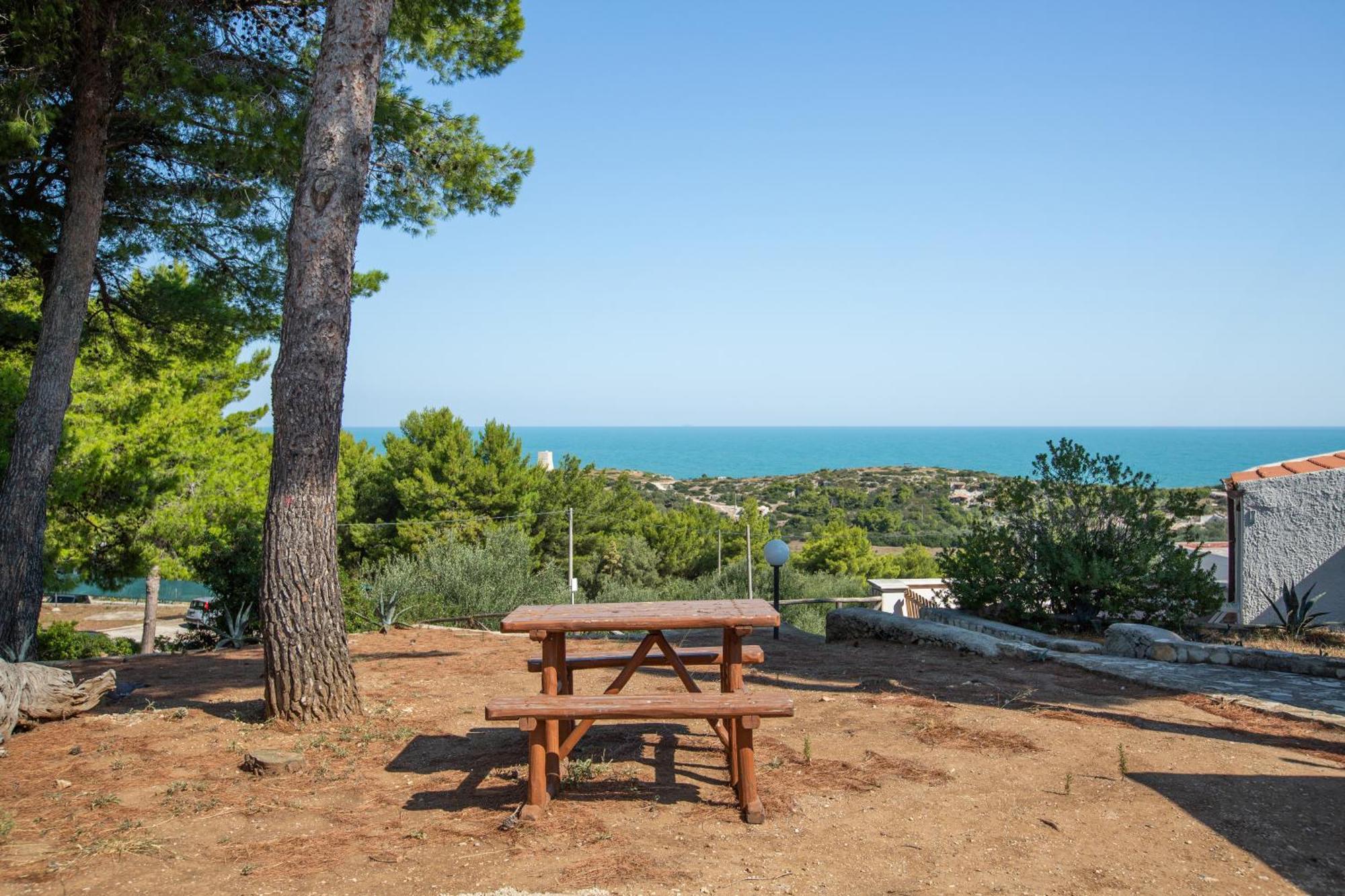 Centro Vacanze Piccolo Friuli Lejlighedshotel Vieste Eksteriør billede